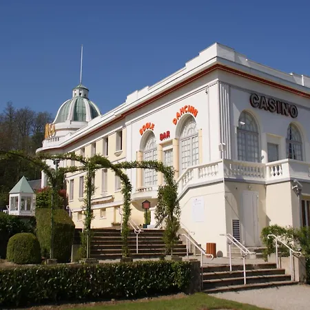 Relaxing Wellness Getaway In Bagnoles *